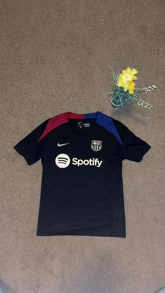 FC Barcelona x Nike Trainingsshirt Authentiek Origineel, Kleding | Heren, Ophalen of Verzenden, Zo goed als nieuw, Blauw, Voetbal