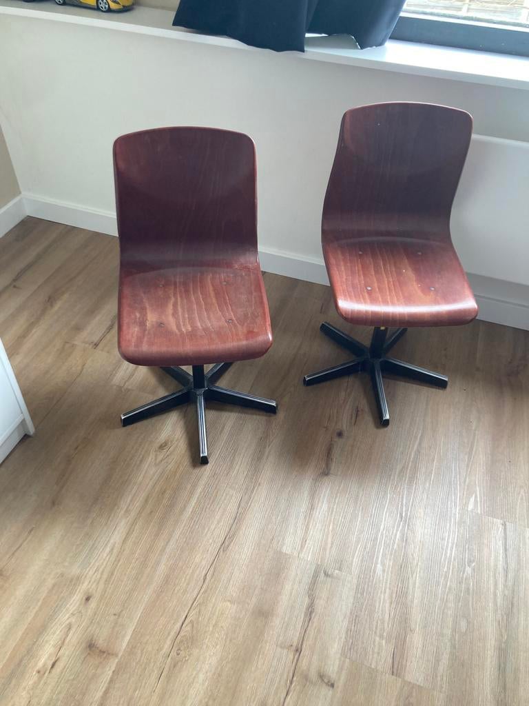 2 retro schoolstoeltjes kleutermaat, Ophalen, Zo goed als nieuw, Zwart