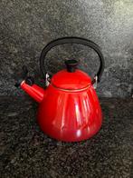 Le Creuset Fluitketel “Kone” rood, 1 tot 2 liter, Ophalen of Verzenden, Gebruikt