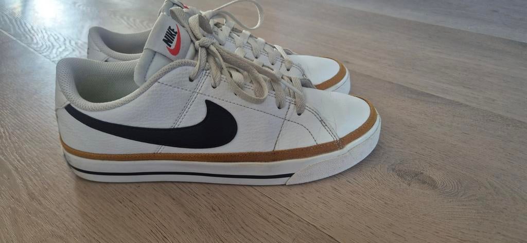 Hele mooie schoenen van Nike, Wit, Nike, Ophalen of Verzenden, Sneakers of Gympen