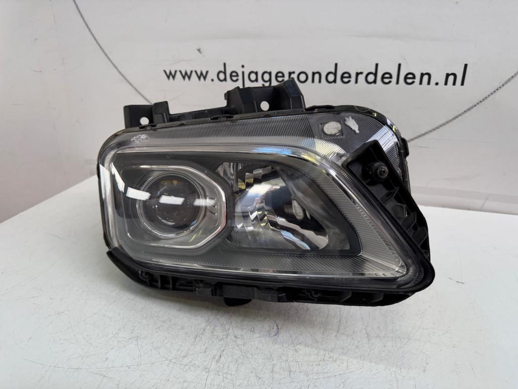 HYUNDAI KONA KOPLAMP RECHTS 92102J9000, Gebruikt, Heolleung-ro 12
06797  Seoul, Ophalen of Verzenden, Info@hyundai.com