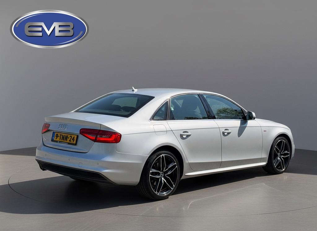 Audi A4 Limousine 1.8 TFSIe Limited S-lINE, navi, 19 inch, p, Auto's, Audi, Voorwielaandrijving, Euro 6, 4 cilinders, A4