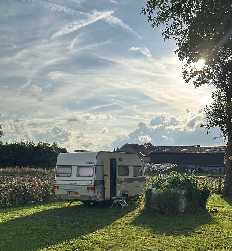 Avento 420 TD Luxe Caravan uit 1995, Caravans en Kamperen, Caravans, Standaardzit, 750 - 1000 kg, Particulier, 4 tot 5 meter