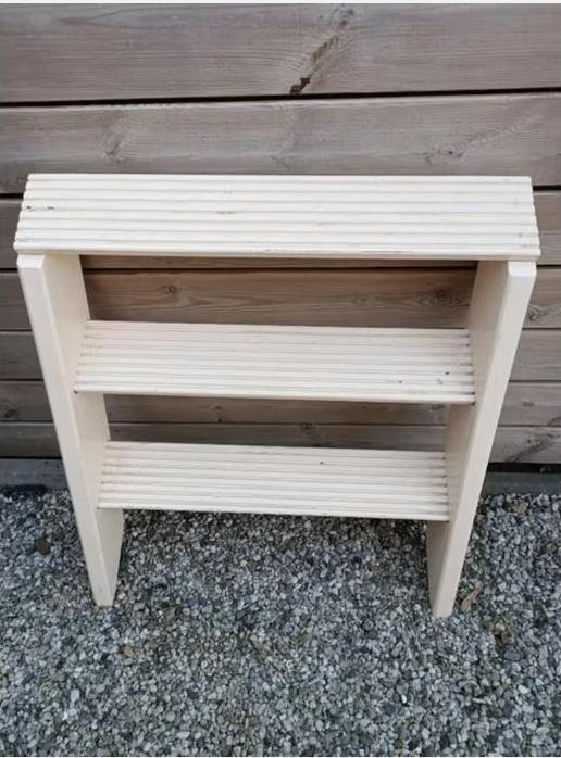 Houten trapje - Keldertrap - Opstap, Doe-het-zelf en Verbouw, Ladders en Trappen, Gebruikt, Trap, Minder dan 2 meter, Ophalen