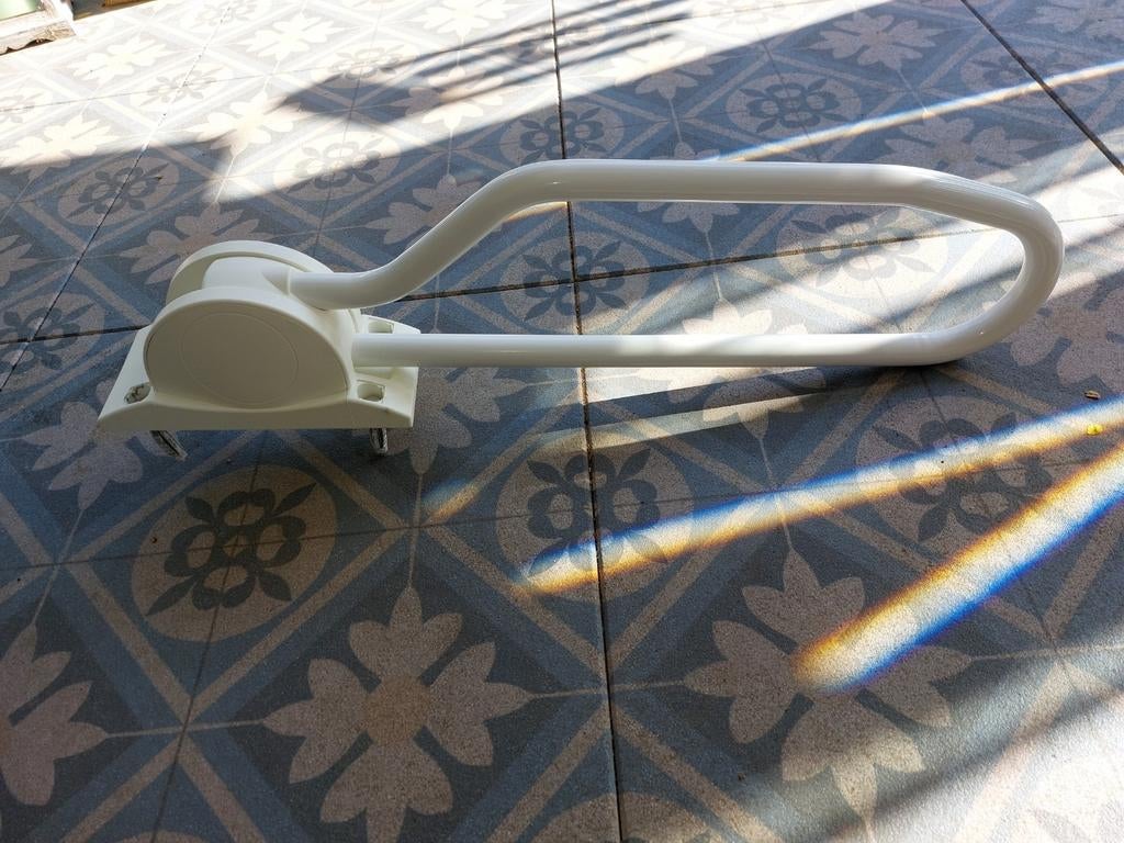 Toiletbeugel merk linido, Ophalen