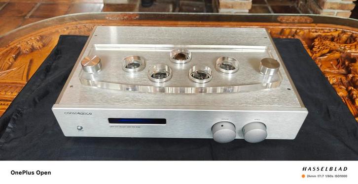 Consonance Cyber-222 buizen voorversterker, Audio, Tv en Foto, Versterkers en Receivers, Zo goed als nieuw, Stereo, Minder dan 60 watt