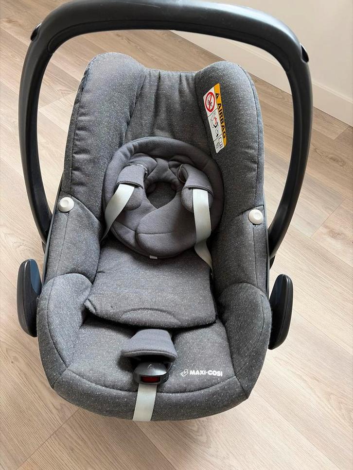 Maxi-Cosi Pebble autostoel - grijs, Kinderen en Baby's, Autostoeltjes, Gebruikt, Maxi-Cosi, 0 t/m 13 kg, Ophalen