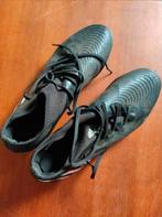 Voetbalschoenen merk Adidas, Maat XS of kleiner, Ophalen of Verzenden, Zo goed als nieuw, Schoenen