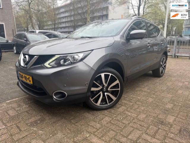 Nissan Qashqai 1.2 Tekna Navi/Camera/Pano/Leer, Voorwielaandrijving, Gebruikt, Zwart, 4 cilinders