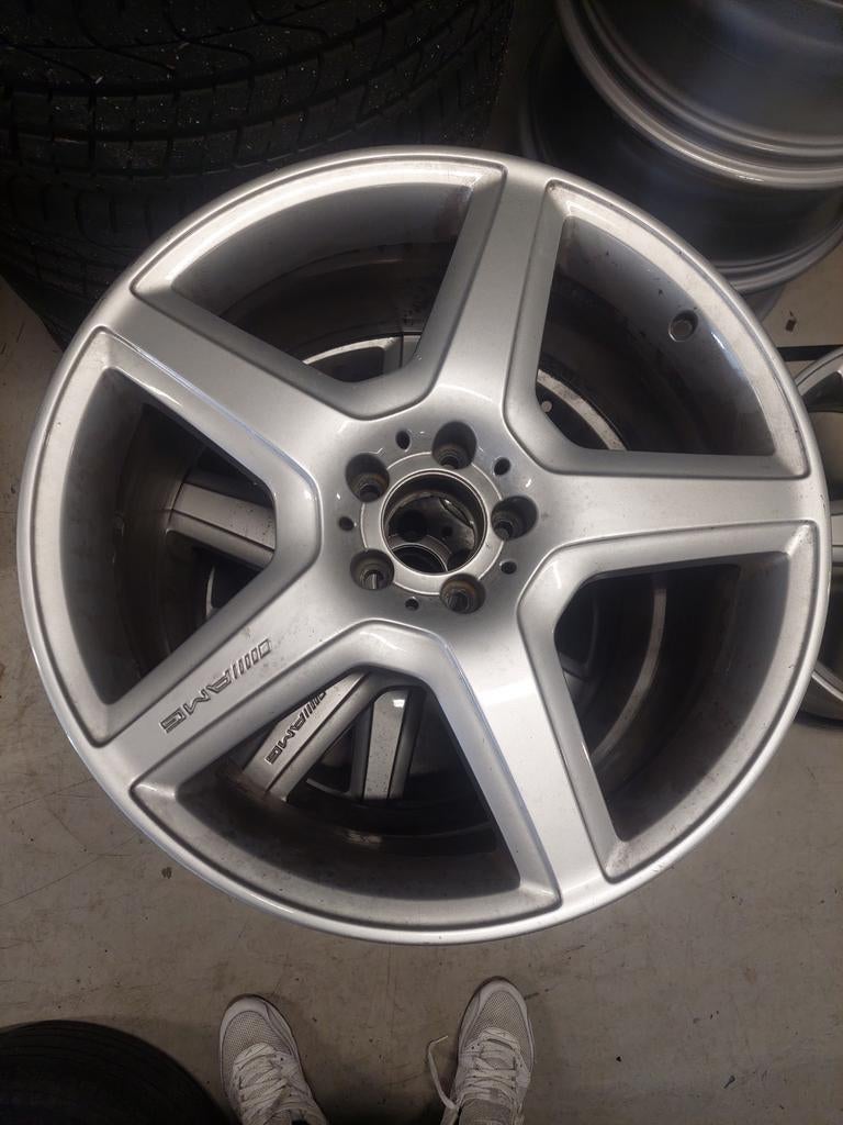 20 inch AMG Velgen Mercedes S Klasse W221, Ophalen, Gebruikt, 275 mm, Banden en Velgen