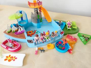 Playmobill zwembad en huis toebehoren beschikbaar voor biedingen