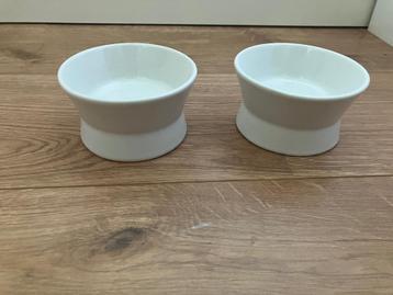 Voerbakjes 2 stuks, wit, voor kleine hond / kat / konijn /.. beschikbaar voor biedingen