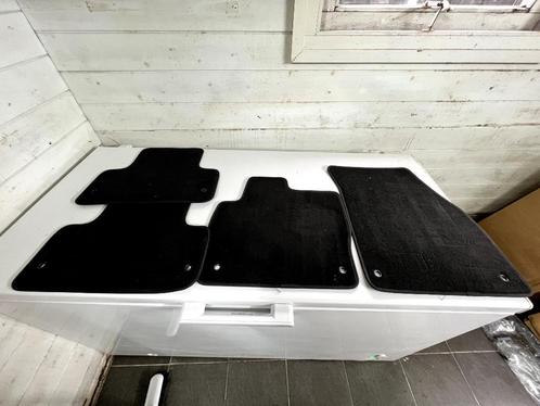 Range Rover Evoque mattenset, Auto diversen, Automatten, Zo goed als nieuw, Ophalen