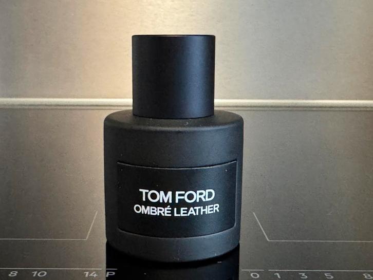 Tom ford ombré leather 50ml eau de parfum, Sieraden, Tassen en Uiterlijk, Uiterlijk | Parfum, Nieuw, Ophalen of Verzenden