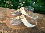 Bijna Nieuwe slippers van Fitflop maat 38, Wit, Ophalen of Verzenden, Zo goed als nieuw, Fitflop