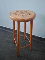 vintage hoge kruk plantentafel jaren 70 retro brocante, Huis en Inrichting, Krukjes, Ophalen of Verzenden, Gebruikt, Hout