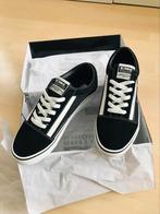 British Knights BK Mack Platform Size 42 Original Urban New, Zwart, Nieuw, Ophalen of Verzenden, Sneakers of Gympen