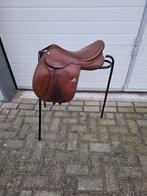 (Salee)!!Bates springzadel 17, Ophalen of Verzenden, Springen, Zo goed als nieuw