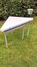 Driehoektafeltje 80x80 uitklapbaar, Ophalen, Zo goed als nieuw, Campingtafel