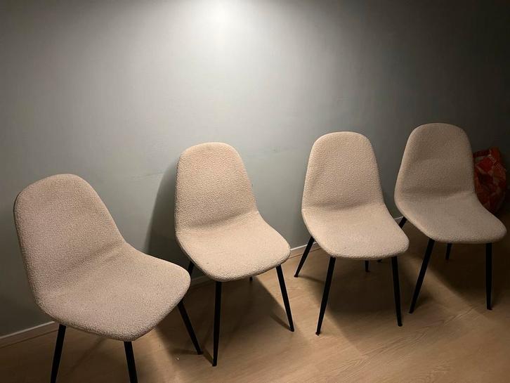 Set van 4 beige eetkamerstoelen, Huis en Inrichting, Stoelen, Zo goed als nieuw, Vier, Metaal, Overige kleuren, Ophalen of Verzenden