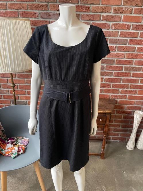 Krijtstreep jurk van H&M maat 46 XL, Kleding | Dames, Jurken, Zo goed als nieuw, Maat 46/48 (XL) of groter, Zwart, Knielengte