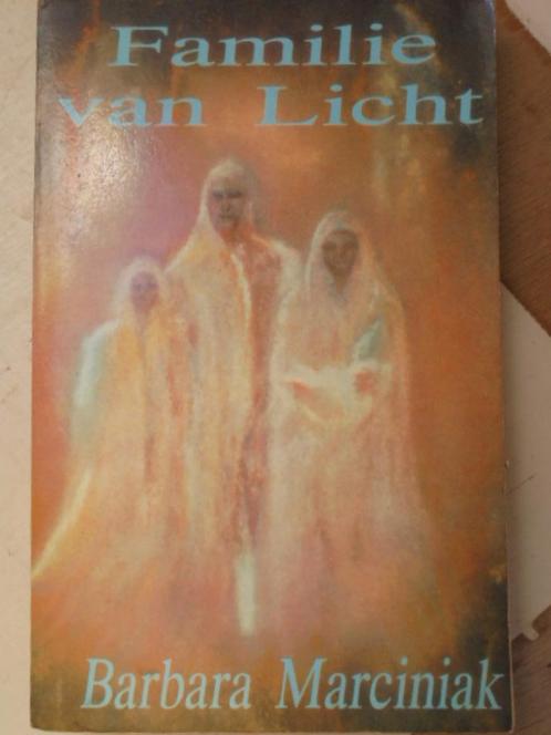 Barbara Marciniak - Famielie van Licht., Boeken, Esoterie en Spiritualiteit, Zo goed als nieuw, Spiritualiteit algemeen, Ophalen of Verzenden
