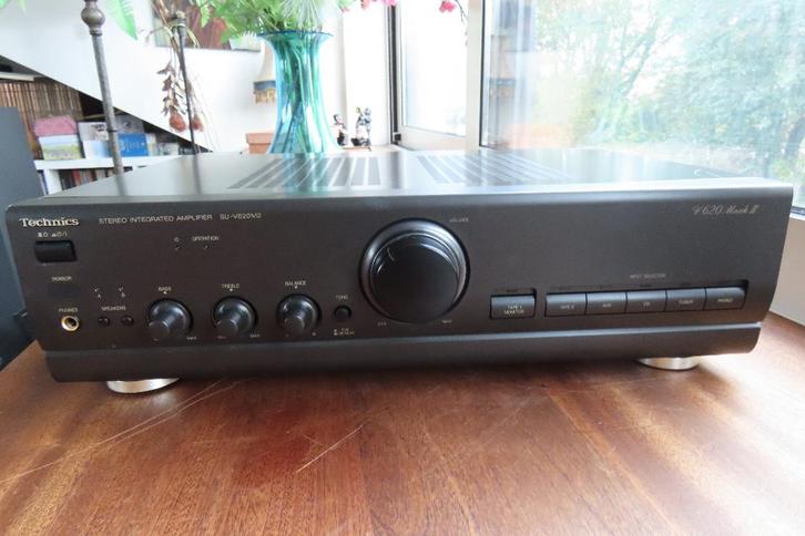 Technics su v620m2, Audio, Tv en Foto, Versterkers en Receivers, Gebruikt, Stereo, 60 tot 120 watt, Overige merken, Ophalen of Verzenden