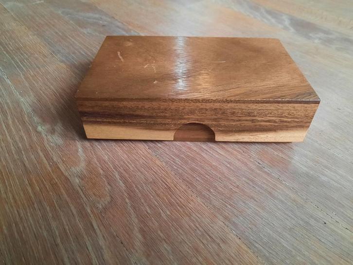 Klassiek houten Domino spel, Hobby en Vrije tijd, Gezelschapsspellen | Bordspellen, Zo goed als nieuw, Een of twee spelers, Drie of vier spelers