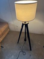 Vloerlamp hout €10, Ophalen, Zo goed als nieuw, X, Hout
