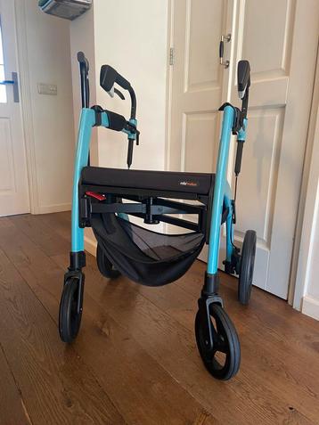 Rollz Motion rollator en rolstoel in één! beschikbaar voor biedingen