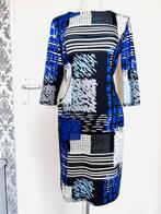 Leuke blauwe print jurk van angelle Milan maat m, Kleding | Dames, Jurken, Maat 38/40 (M), Angelle Milan, Zo goed als nieuw, Verzenden