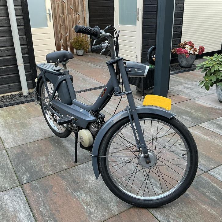 Peugeot C 1972 geel kenteken, Fietsen en Brommers, Brommers | Oldtimers, Overige merken, Maximaal 45 km/u, Ophalen