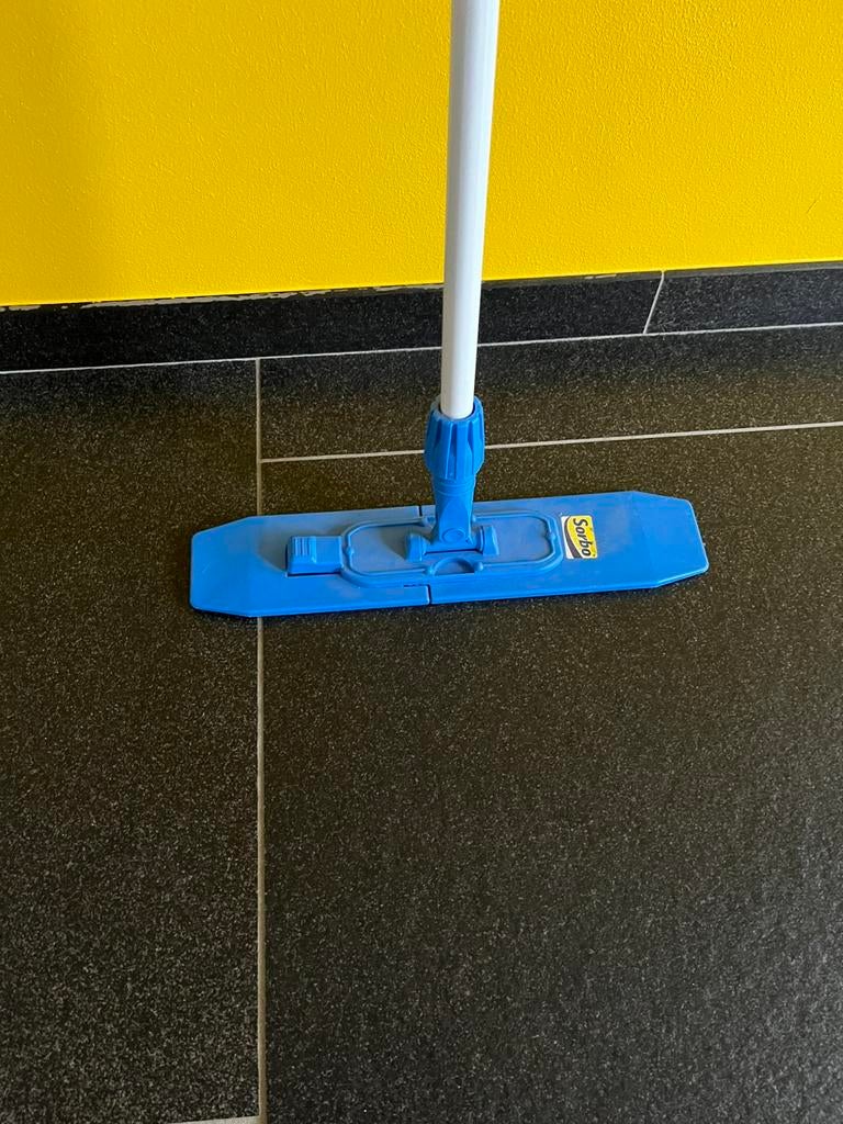 Sorbo swiffer dweilstok, Ophalen