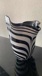 Vaas “Loranto Zebra” wit 40cm. Glas, Ophalen