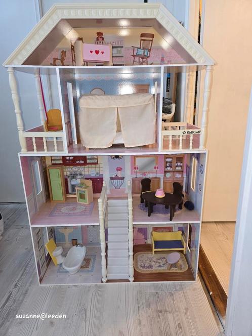 Barbiehuis met heel veel spullen, Kinderen en Baby's, Speelgoed | Poppenhuizen, Gebruikt, Ophalen