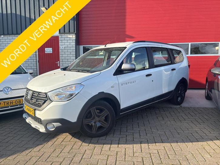 Dacia Lodgy 1.2 TCe Série Limitée Stepway 7p. TREKHAAK / C, Auto's, Dacia, Bedrijf, Te koop, Lodgy, ABS, Achteruitrijcamera, Airbags