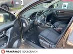 Nissan Qashqai 1.2 Connect Edition / 360 camera / panodak, Voorwielaandrijving, Euro 5, Stof, Gebruikt