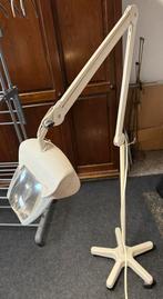 Luxo Magnifique Loeplamp op standaard, Hobby en Vrije tijd, Vergrootglazen, Loepen en Loeplampen, Ophalen, Gebruikt, Loeplamp