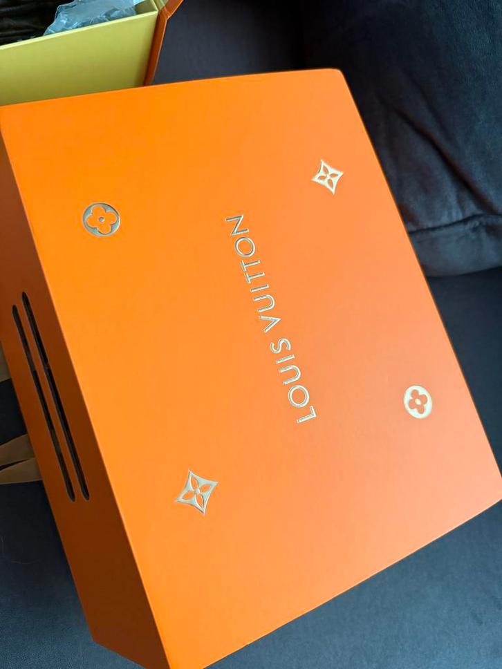 Louis Vuitton Luxe Set, Kleding | Dames, Kledinghangers, Zo goed als nieuw, Ophalen of Verzenden