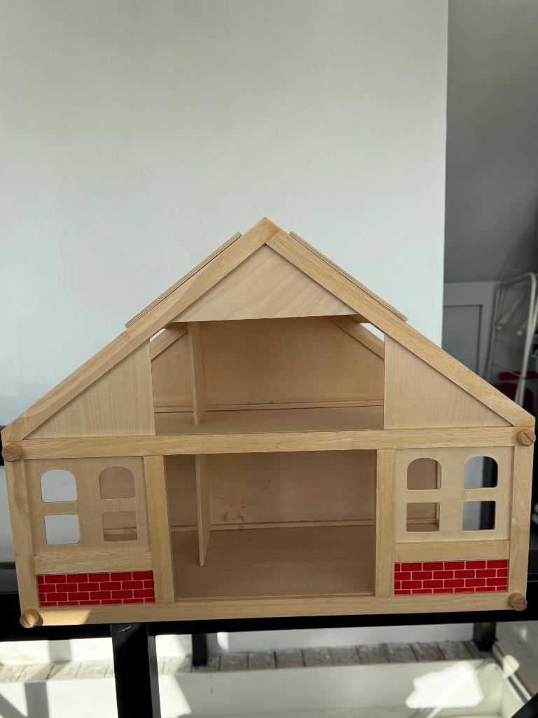 Houten poppenhuis, Ophalen, Zo goed als nieuw, Poppenhuis