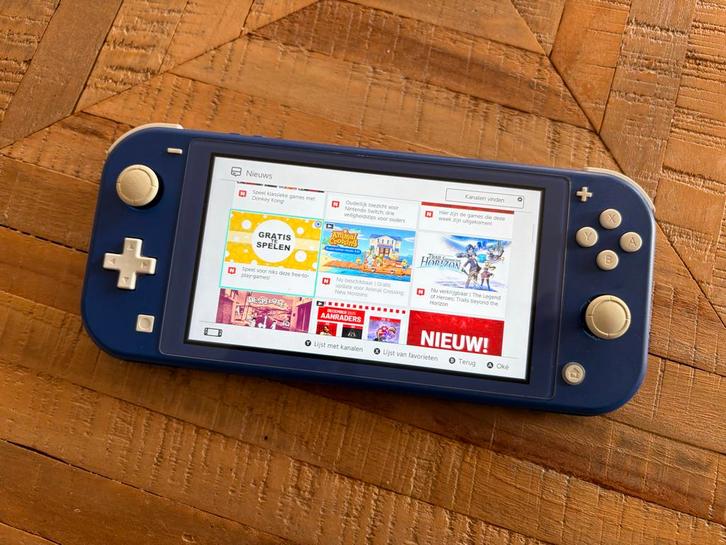Nintendo Switch Lite (speakers defect), Spelcomputers en Games, Spelcomputers | Nintendo Switch Lite, Gebruikt, Overige kleuren