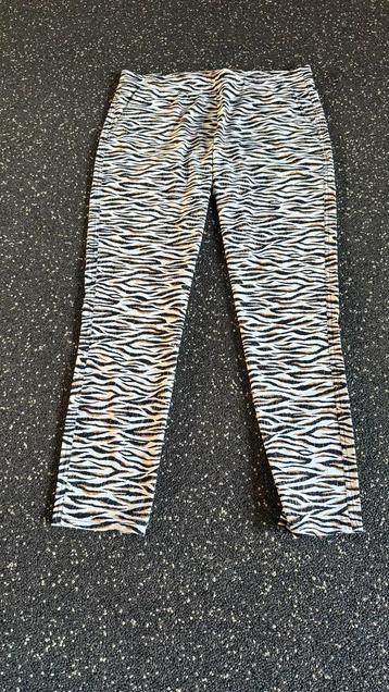 Studio Anneloes Flo Down Broek Maat L beschikbaar voor biedingen