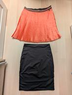 2 Leuke rokjes. WE Fashion en OVS. Maat in beschrijving.IZGS, Ophalen of Verzenden, Zo goed als nieuw, Meisje, Jurk of Rok