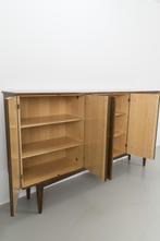 Hoog vintage dressoir met messing scharnieren MEGA SALE, Ophalen, Vintage, Overige houtsoorten, Gebruikt