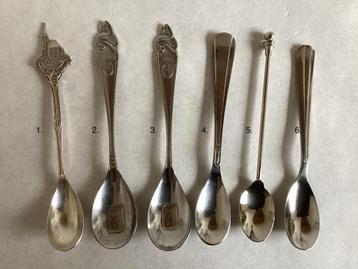 6 Oude Theelepeltjes w.o. kerkje Texel en Persil beschikbaar voor biedingen