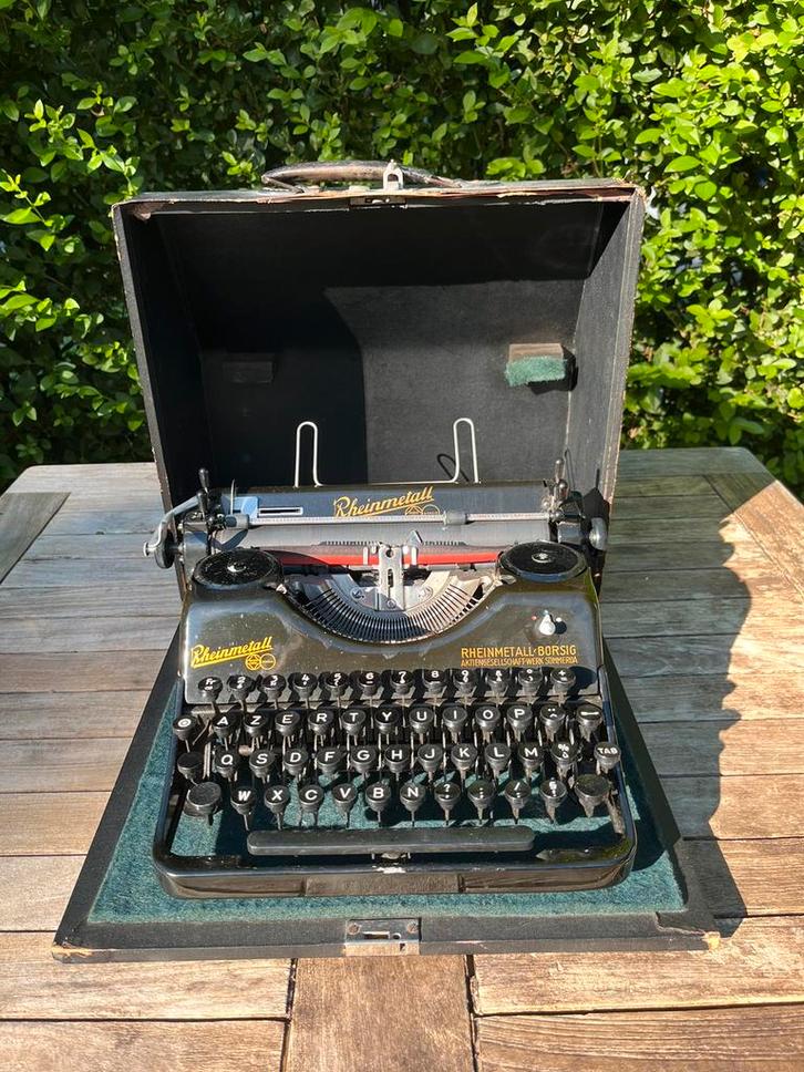 Rheinmetall Borsig 1940 Draagbare Typemachine met Hardcase, Diversen, Typemachines, Ophalen of Verzenden