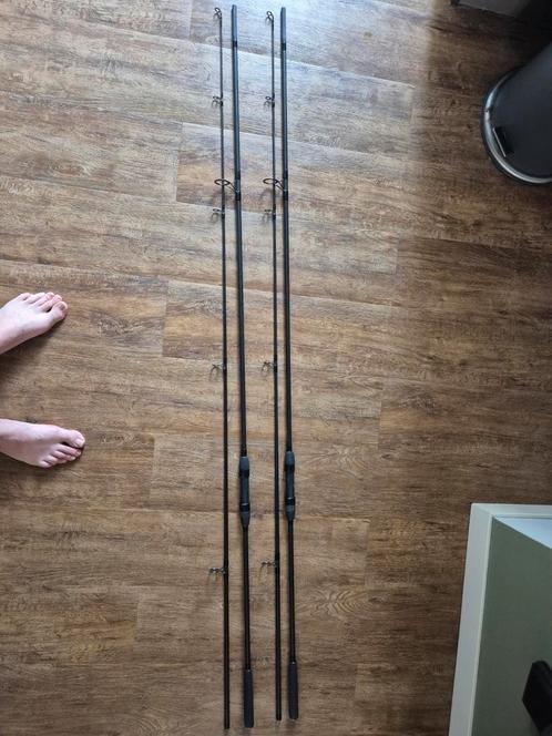 2 stuks Korum 12 ft. Karperhengels, Watersport en Boten, Hengelsport | Karpervissen, Zo goed als nieuw, Werphengel, Ophalen