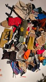 Zak vol met kleding, bepakking, wapens etc voor Big Jim, Ophalen of Verzenden, Gebruikt, Pop
