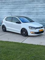 Volkswagen Polo 2014 nieuwe apk!!, Auto's, Voorwielaandrijving, Zwart, 580 kg, Wit