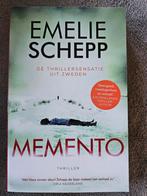 Memento - Emelie Schepp - Thriller, Ophalen of Verzenden, Zo goed als nieuw, Emelie Schepp, Scandinavië